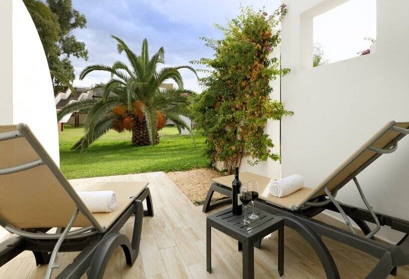 Quarto Superior, Grand Palladium White Island Resort & Spa