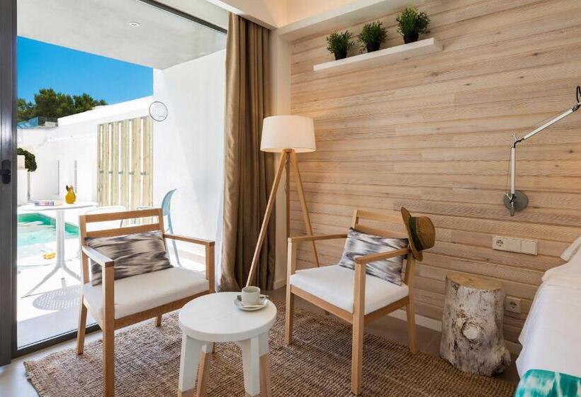 Standard swim-up room, Fergus Style Palmanova - Adults Only