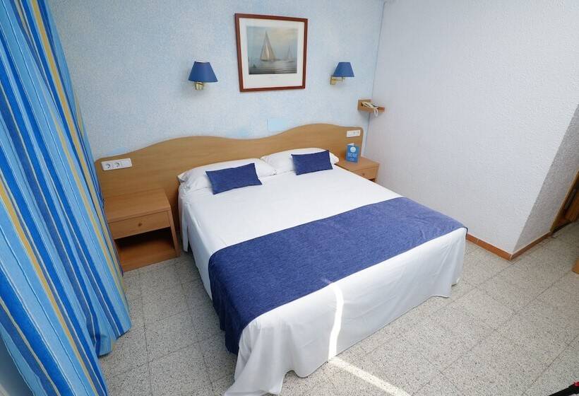Трехместный Номер Стандарт Interior, Internacional