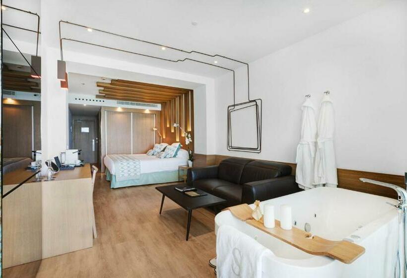 Junior Suite Vue Mer, Pure Salt Garonda  Adults Only