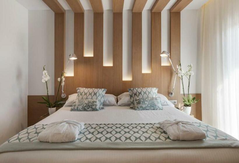 Chambre Premium Vue Jardin, Pure Salt Garonda  Adults Only