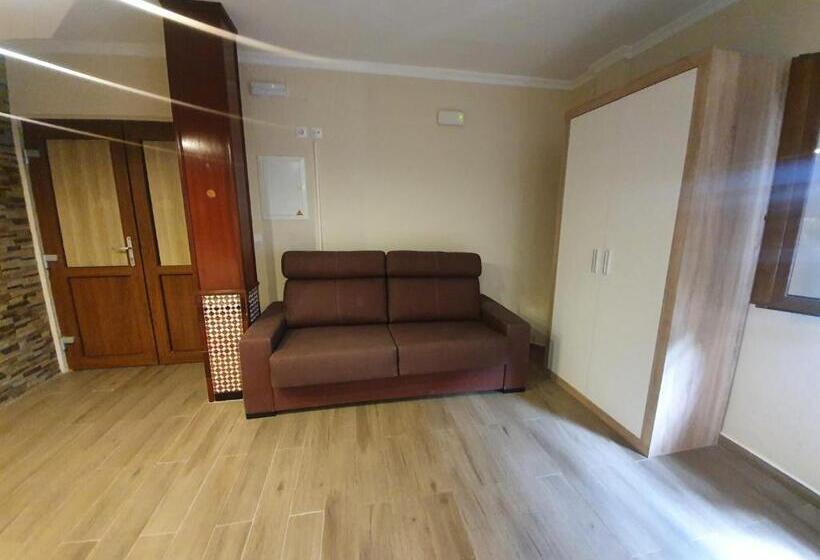 Студия Стандарт, H. Ciudad De Lepe
