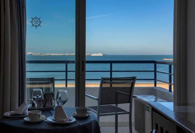 オーシャンビュースタンダードルーム, Puertobahia & Spa