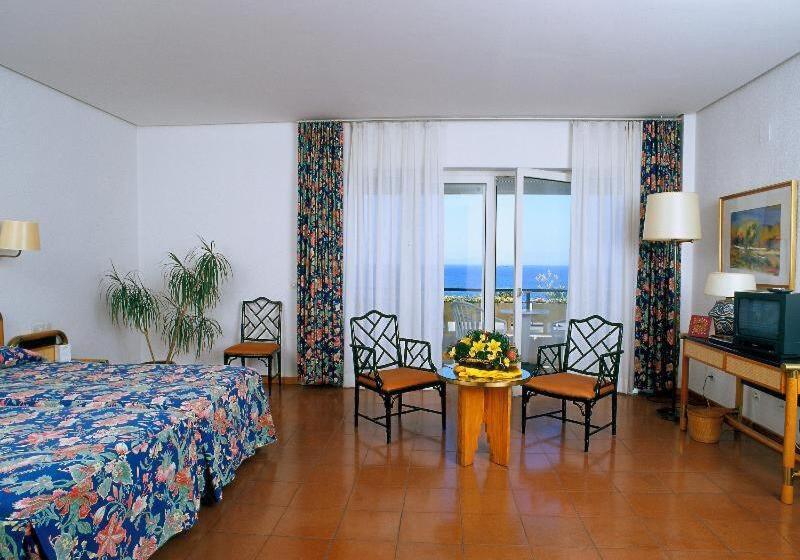 Habitación Superior, Parador De Ceuta