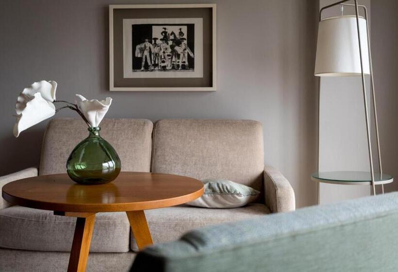 Habitación Estándar, Parador De Cordoba