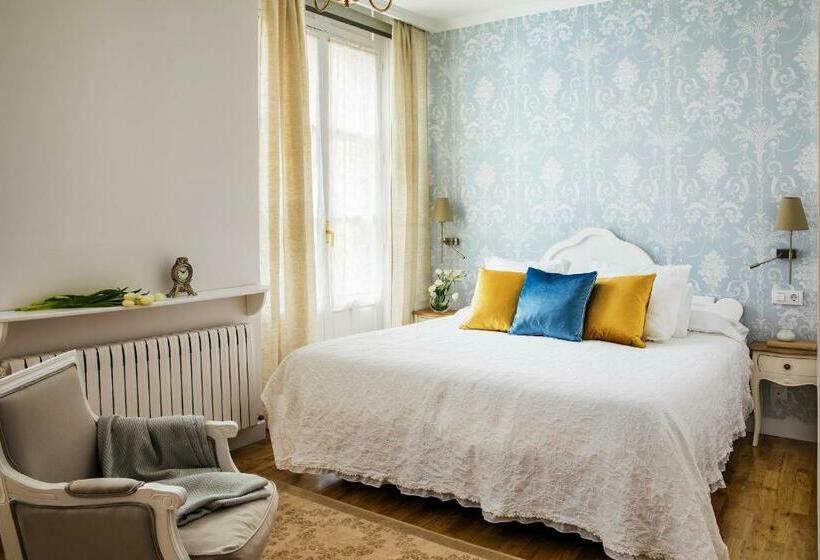带观景的高级间, Infanta Isabel By Recordis Hotels