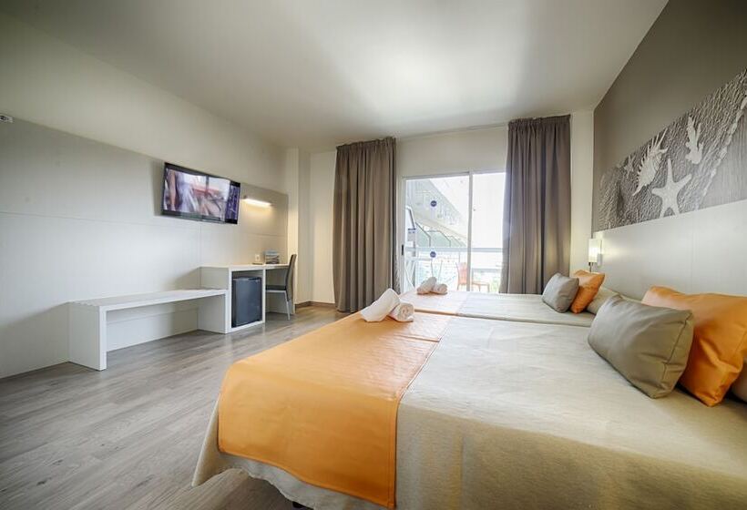 اتاق استاندارد سه نفره, Ohtels Villa Dorada