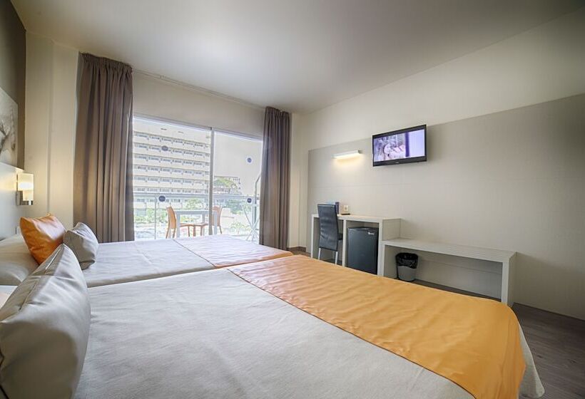 חדר סטנדרט לשלושה, Ohtels Villa Dorada