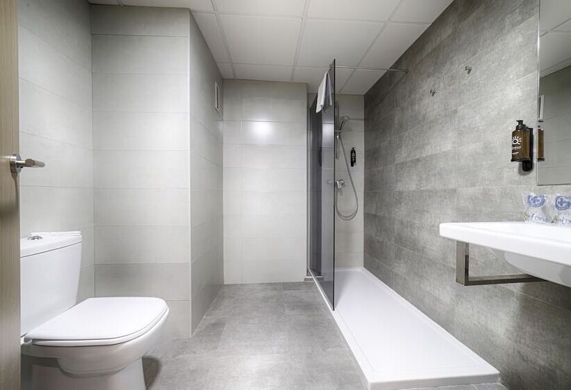 Standard 4 Pers. Værelse, Ohtels Villa Dorada