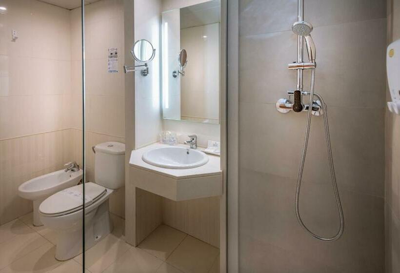 Habitación Triple Estándar, Ght Oasis Tossa & Spa