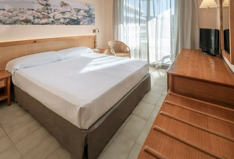 Номер Стандарт Вид на Бассейн, Ght Oasis Tossa & Spa