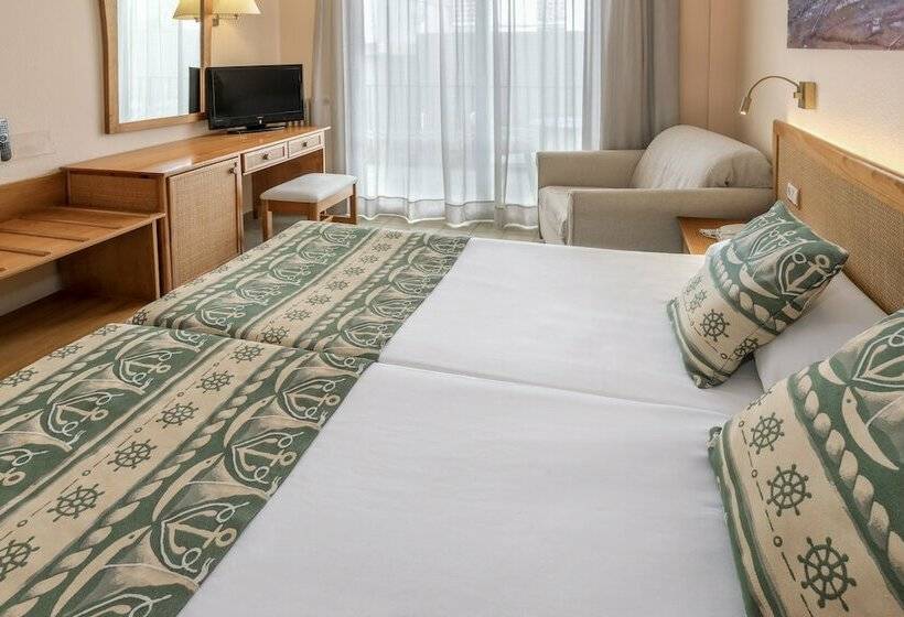 Номер Стандарт Вид на Бассейн, Ght Oasis Tossa & Spa