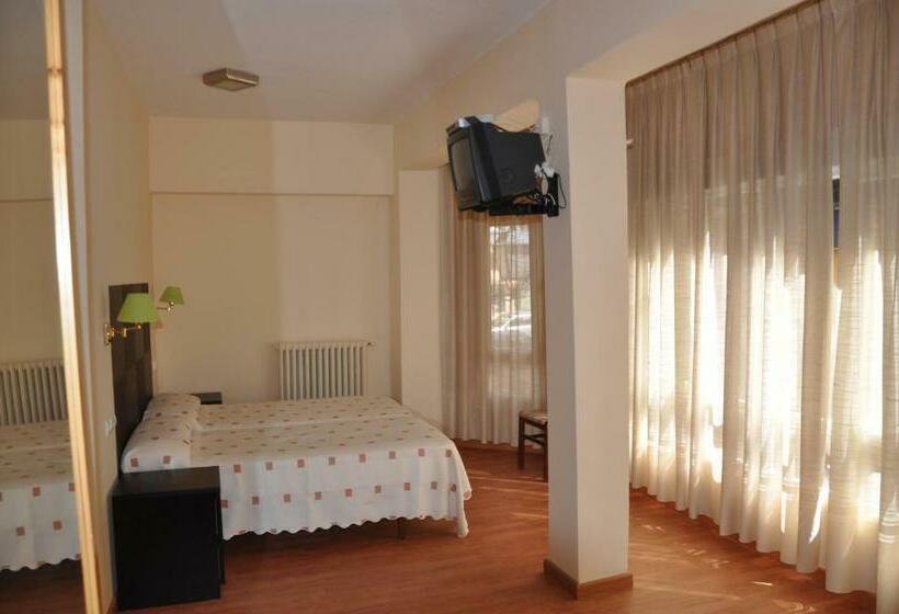 اتاق استاندارد, Hostal Ruiz