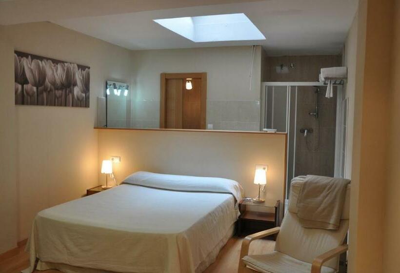 اتاق استاندارد, Hostal Ruiz