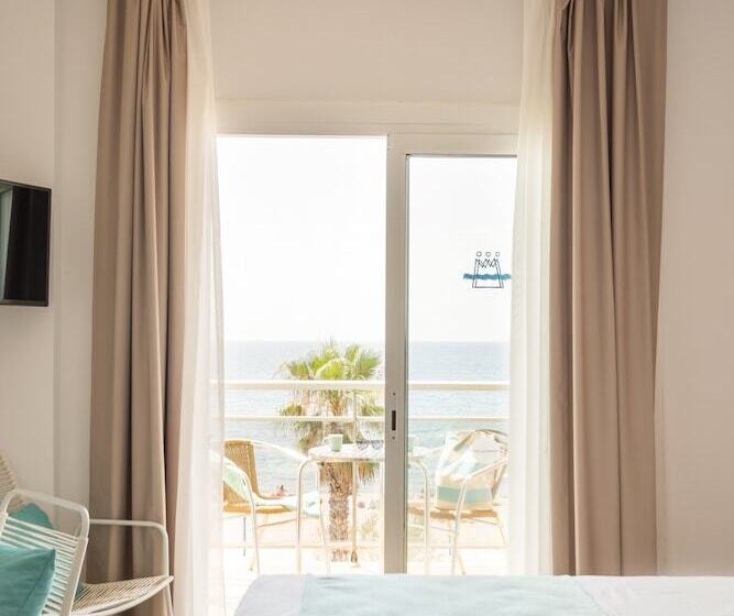Номер Стандарт Вид на Море, Monterrey Roses By Pierre & Vacances