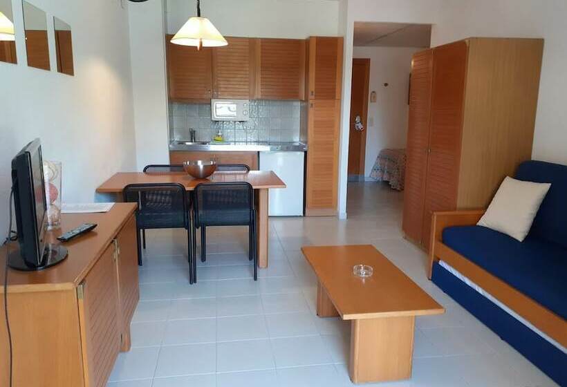 Студио Economy, Aparthotel Golf Beach