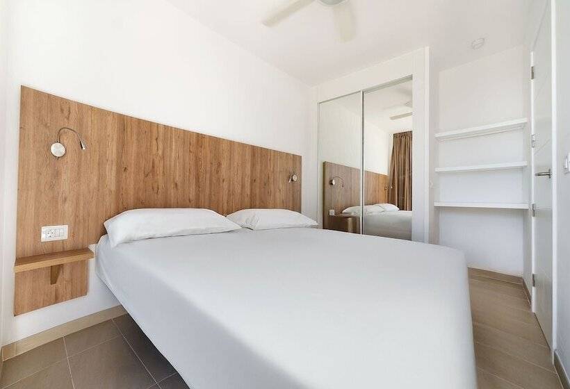 Classic Apartement met 1 Slaapkamer, Servatur Altamar