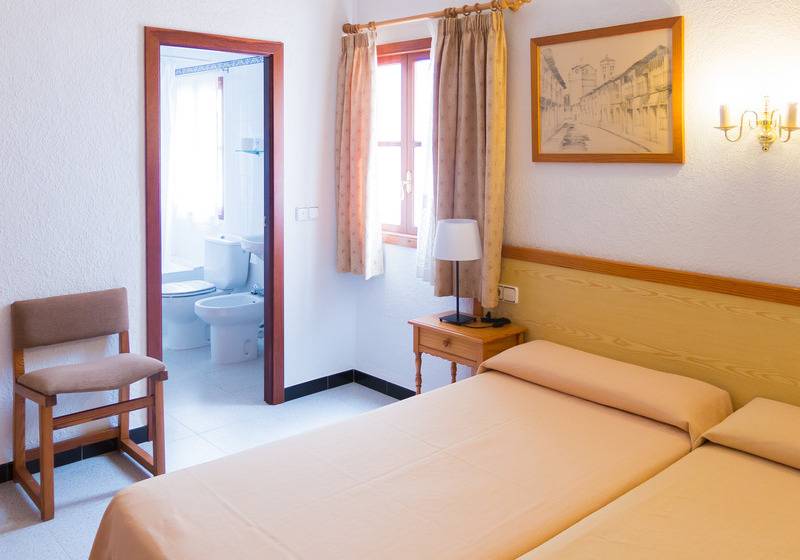 Номер Economy, Hostal Sa Baronia