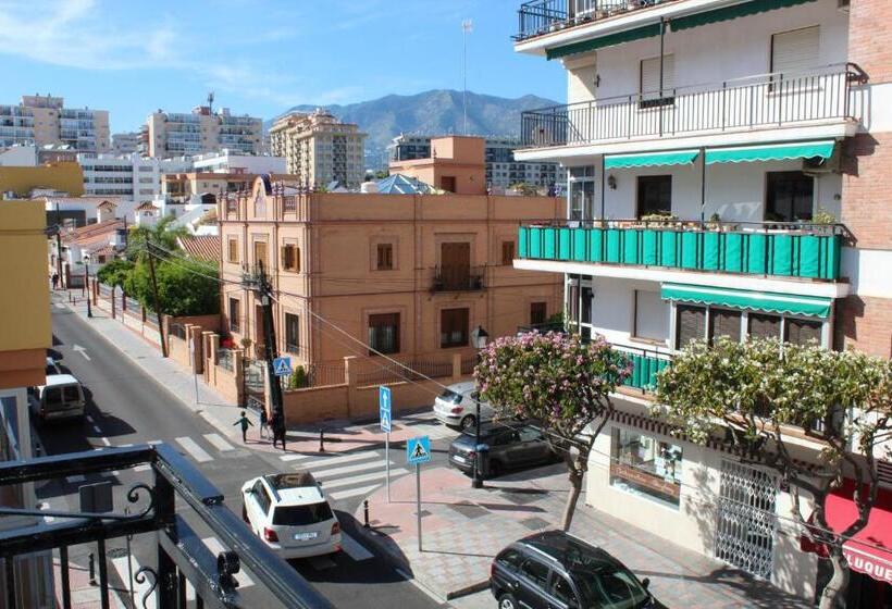 Номер Стандарт с Балконом, Hostal Nevada