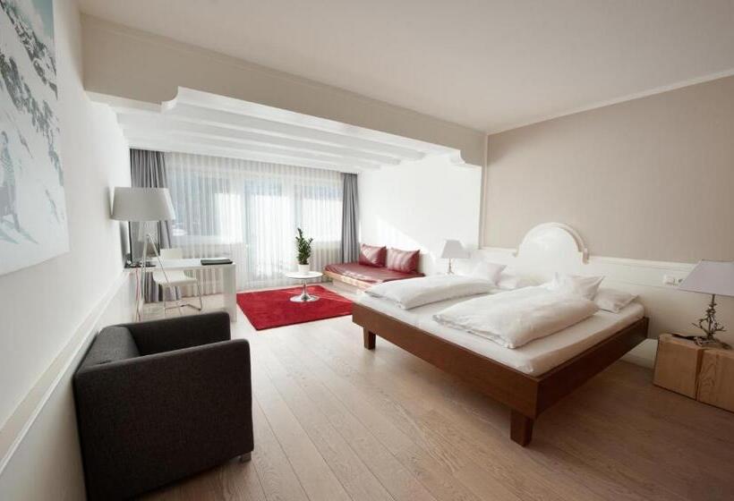 اتاق استاندارد با بالکن, Q! Hotel Maria Theresia