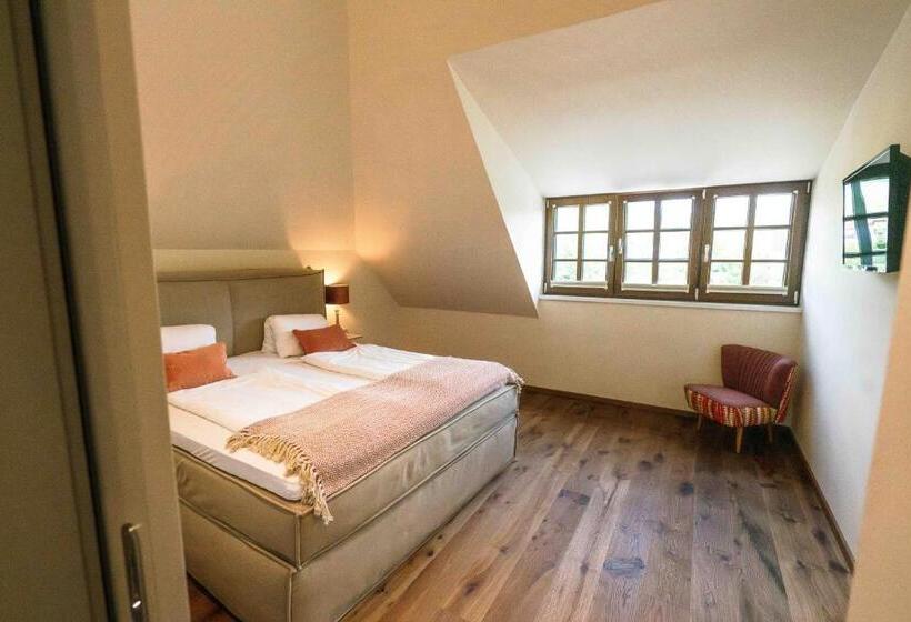 Президентский Люкс, Renaissancehotel Raffelsberger Hof B&b