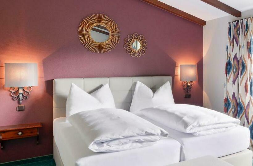 Номер Стандарт, Schlosshotel Dörflinger