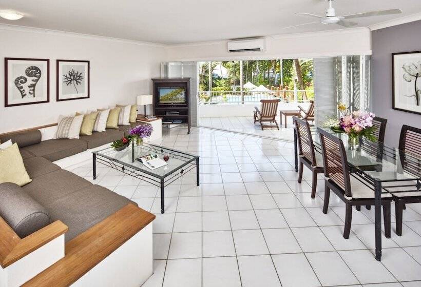Апартаменты 1 Спальня Вид на Бассейн, Alamanda Palm Cove By Lancemore