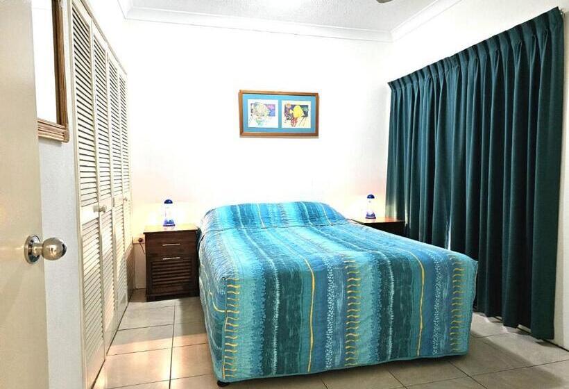 Апартаменты 1 Спальня Нижний Этаж, Mango Tree Holiday Apartments