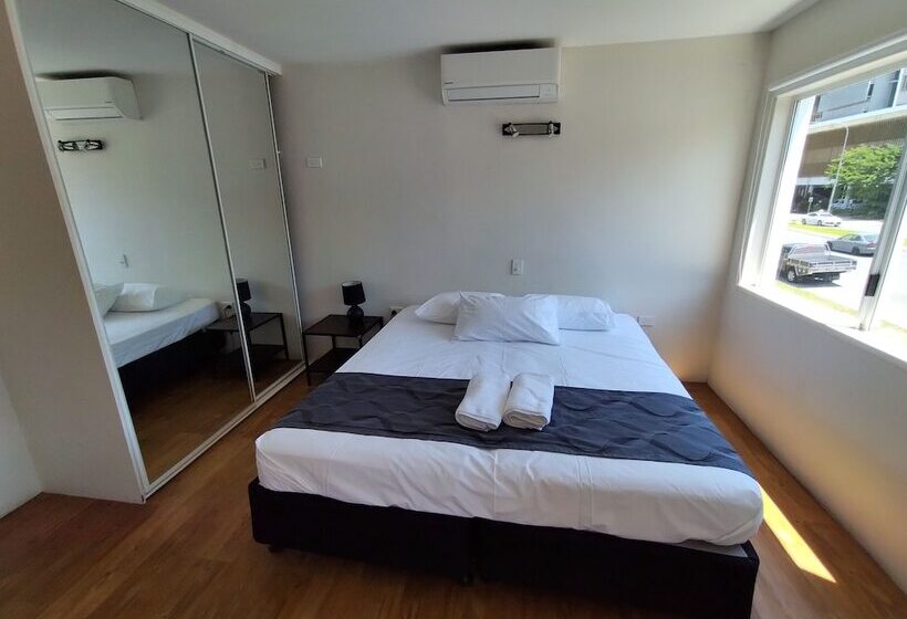 침실 2개 아파트, Reef Gateway Apartments