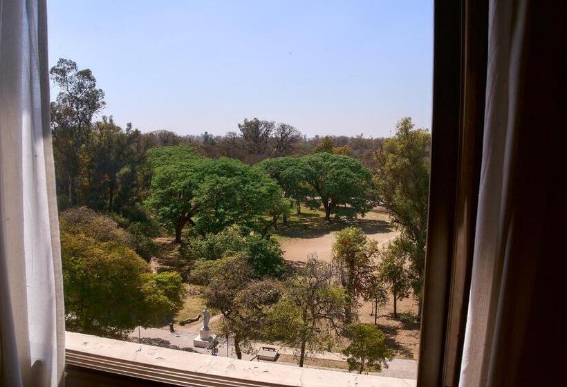 Люкс, Catalinas Tucuman