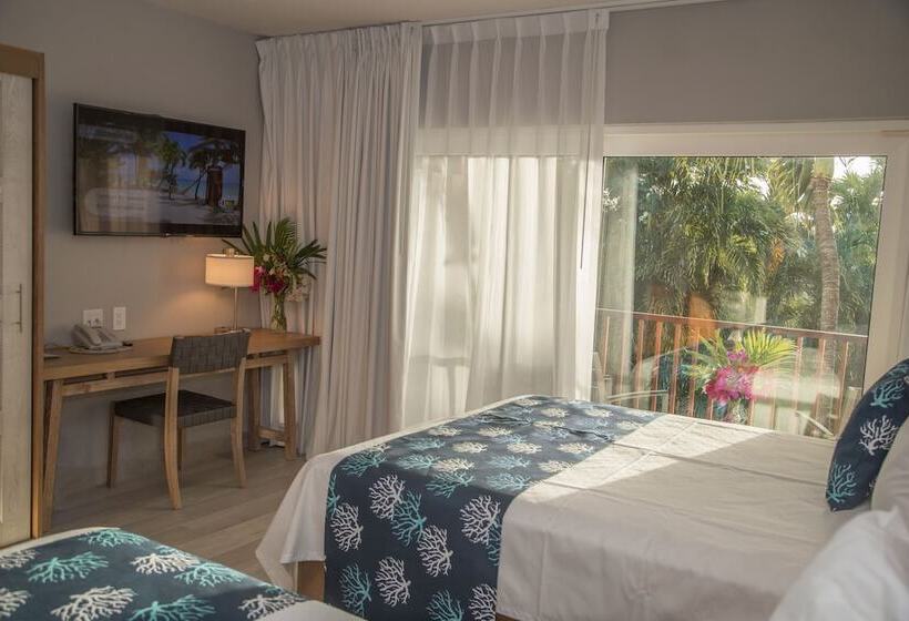 سوئیت جونیور با چشم‌انداز باغ, Siboney Beach Club