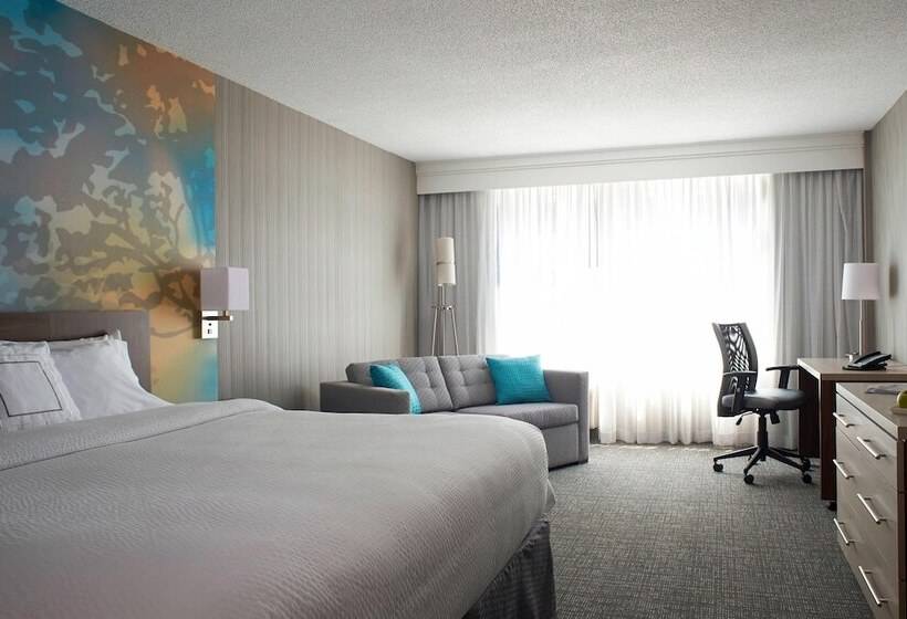 ダブルベッドスタンダードルーム, Courtyard By Marriott Toronto Downtown