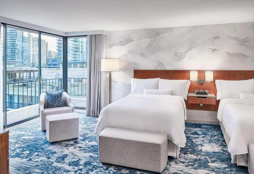 ２ダブルベッドのスタンダードルーム, The Westin Bayshore, Vancouver