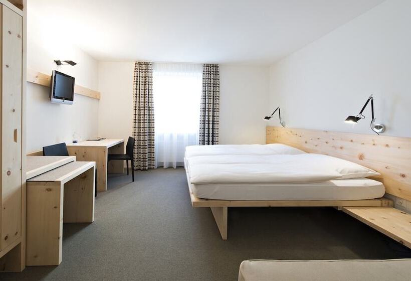 标准三人间, Hauser Hotel St. Moritz