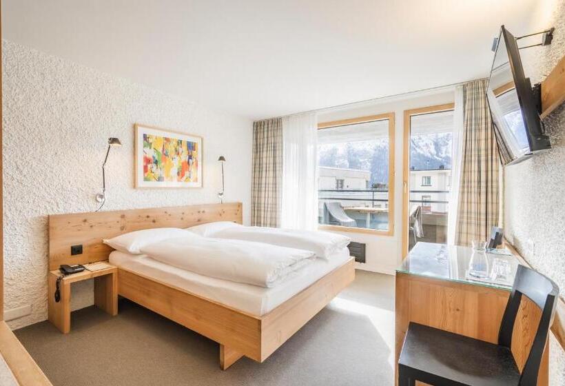 غرفة إقتصادية, Hauser Hotel St. Moritz