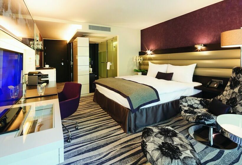 Номер Премиум, Mövenpick Hotel Lausanne