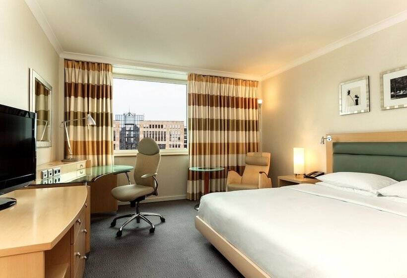 Номер Стандарт, Hilton Dusseldorf