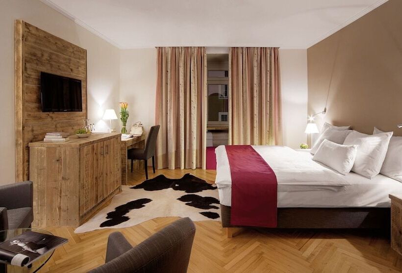 コンフォートルーム, Alpen Hotel München