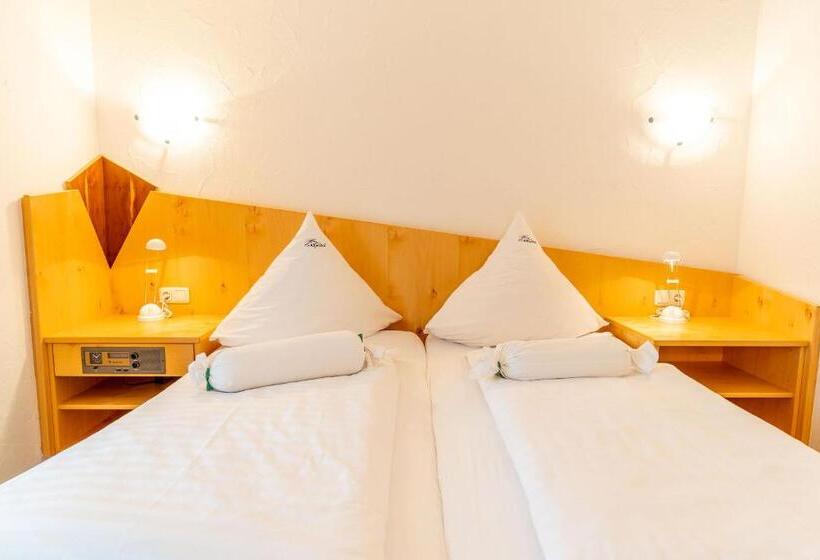 Апартаменты 1 Спальня, Alpenhof