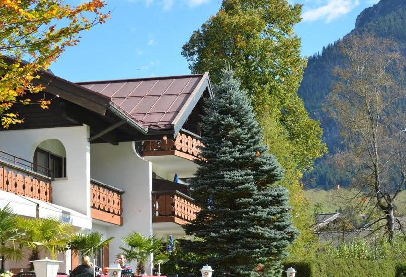 Полулюкс Вид на Горы, Cafe Fuggerhof