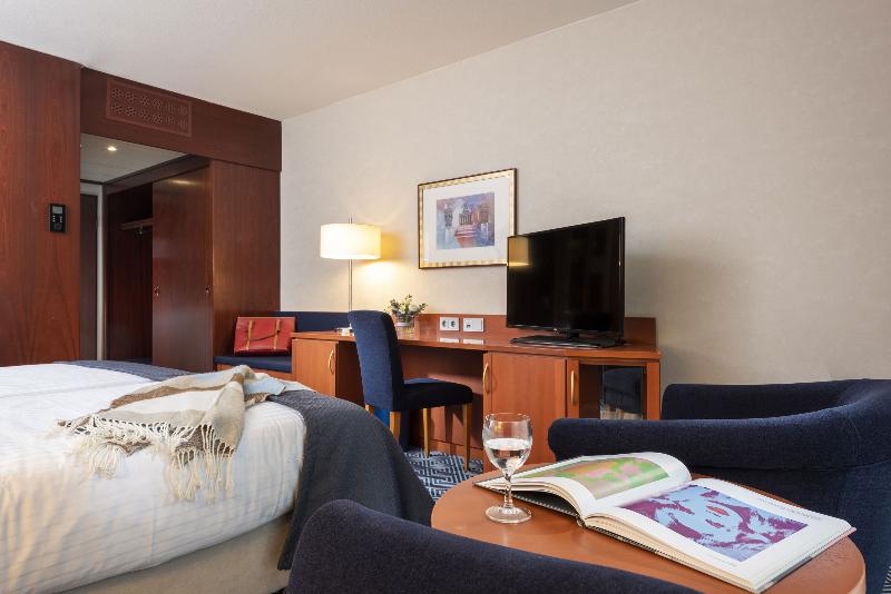 Номер Стандарт, Maritim Hotel Würzburg