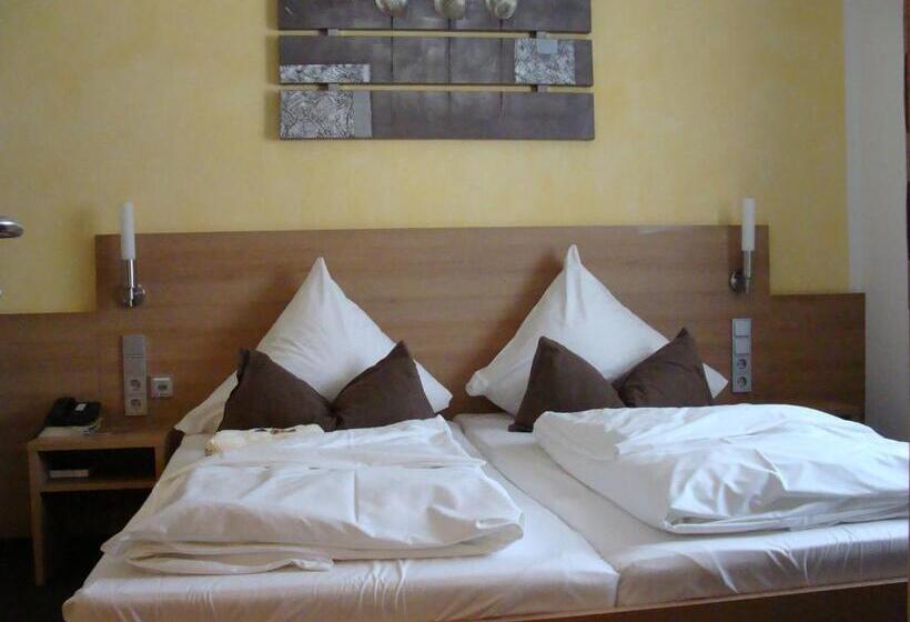 Номер Стандарт, Posthotel Traube