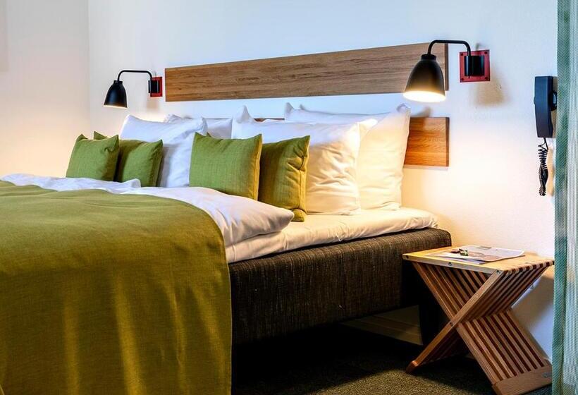 סוויטה עם ג'קוזי, Color Hotel Skagen