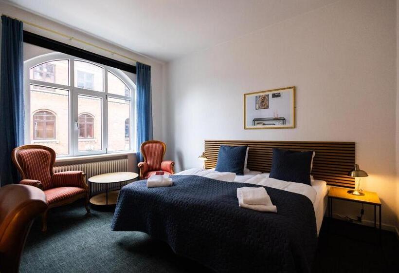 Номер Стандарт, Milling Hotel Windsor