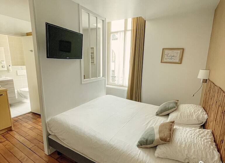 Студия Superior, Garden Hotel Rennes Centre Gare
