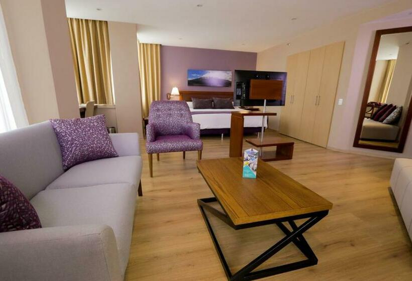 수피리어 스위트, Mercure Alameda Quito