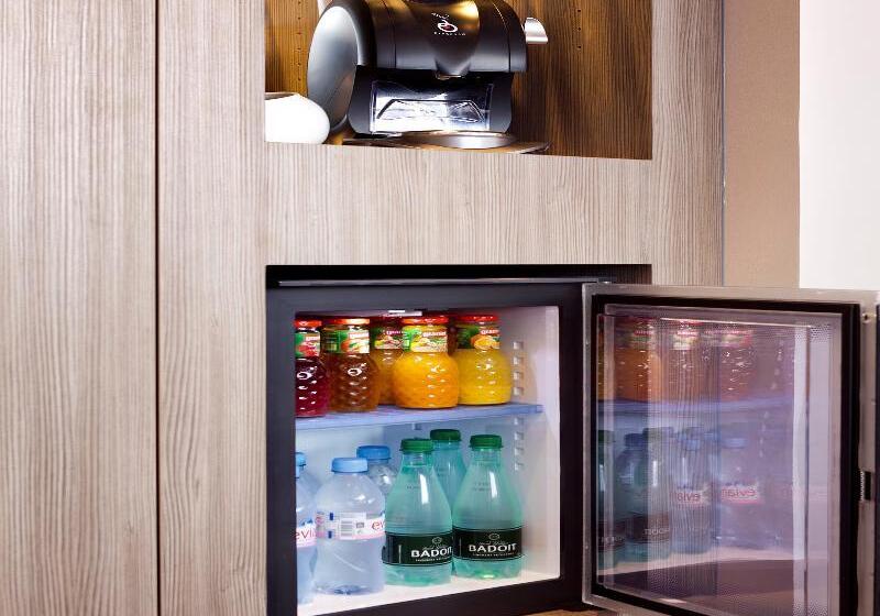 Номер Стандарт, Mercure Rennes Centre Gare