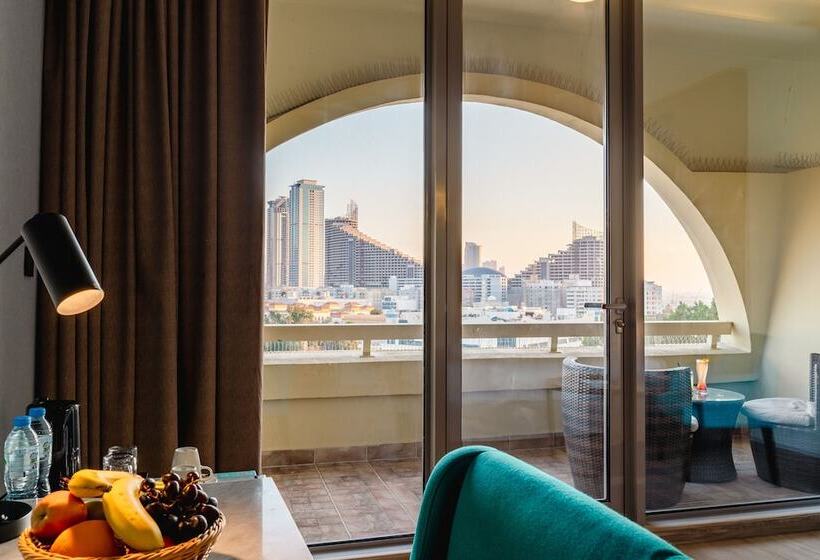 Номер Deluxe Вид на Город, Occidental Sharjah Grand