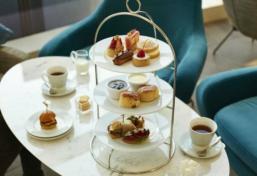 Люкс 3 Спальни, Jumeirah Beach Hotel Dubai