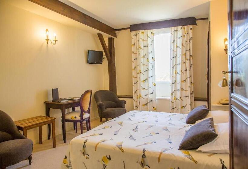 Номер Стандарт, Logis Hôtel Restaurant Château Bellevue